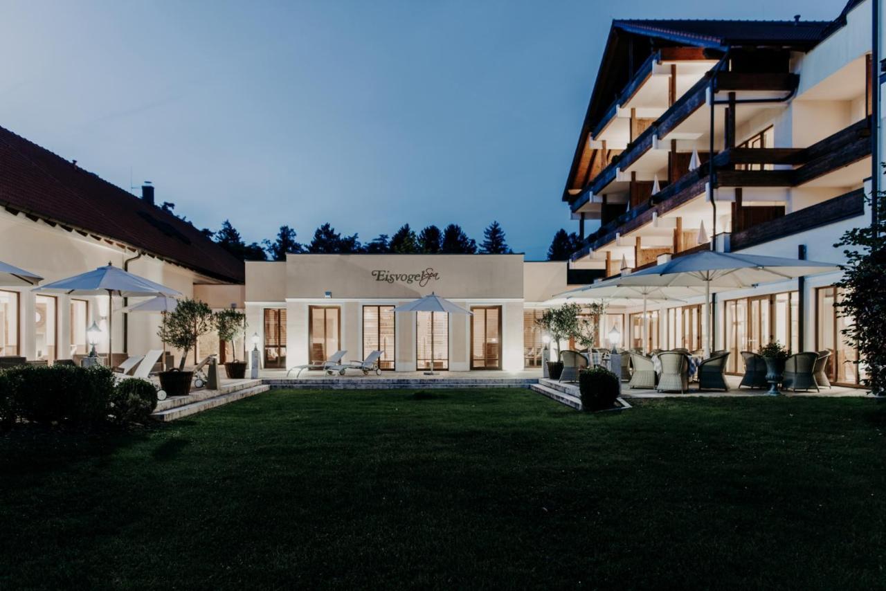 Der Eisvogel - Wellness- & Genusshotel Bad Gögging Exteriör bild