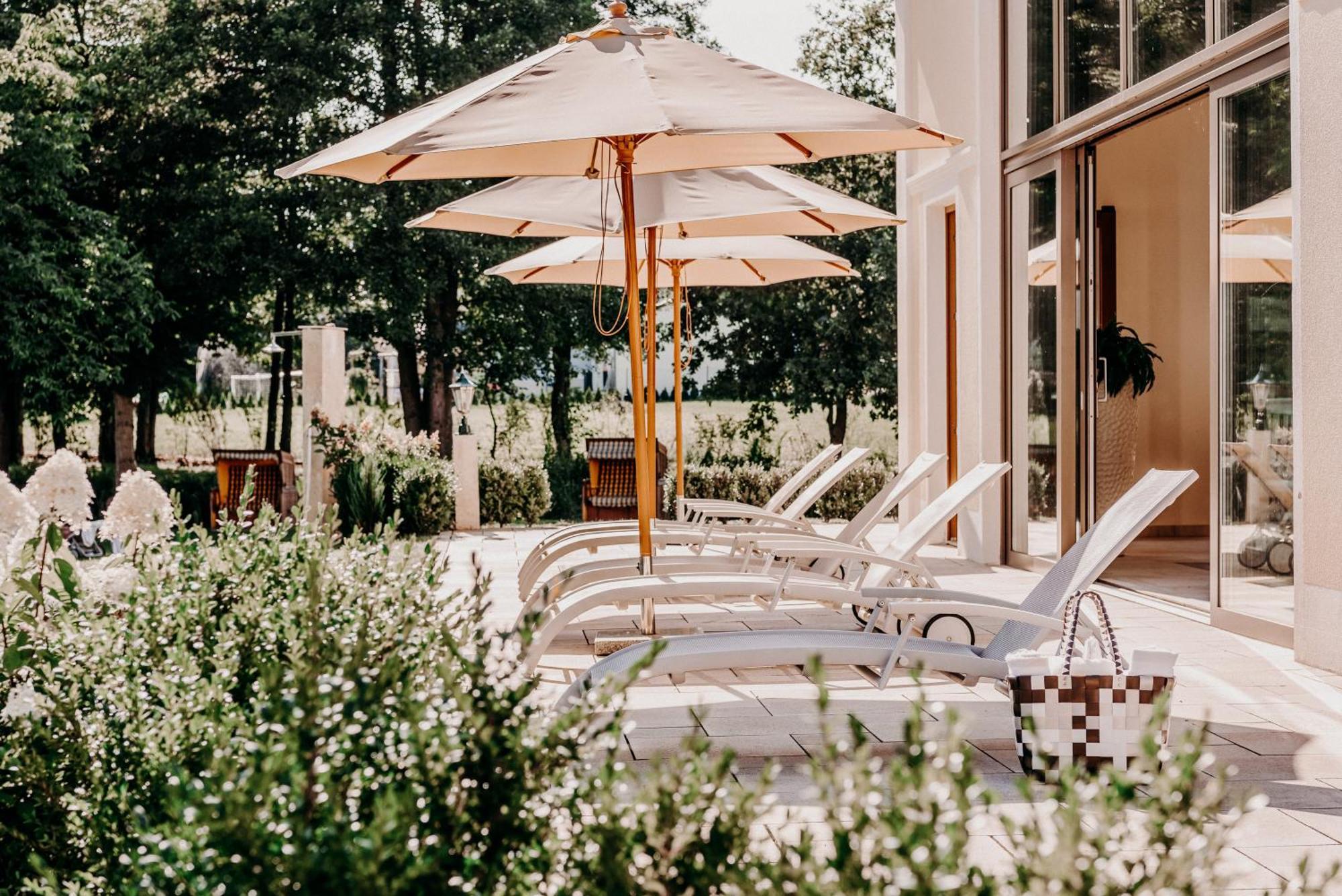 Der Eisvogel - Wellness- & Genusshotel Bad Gögging Exteriör bild